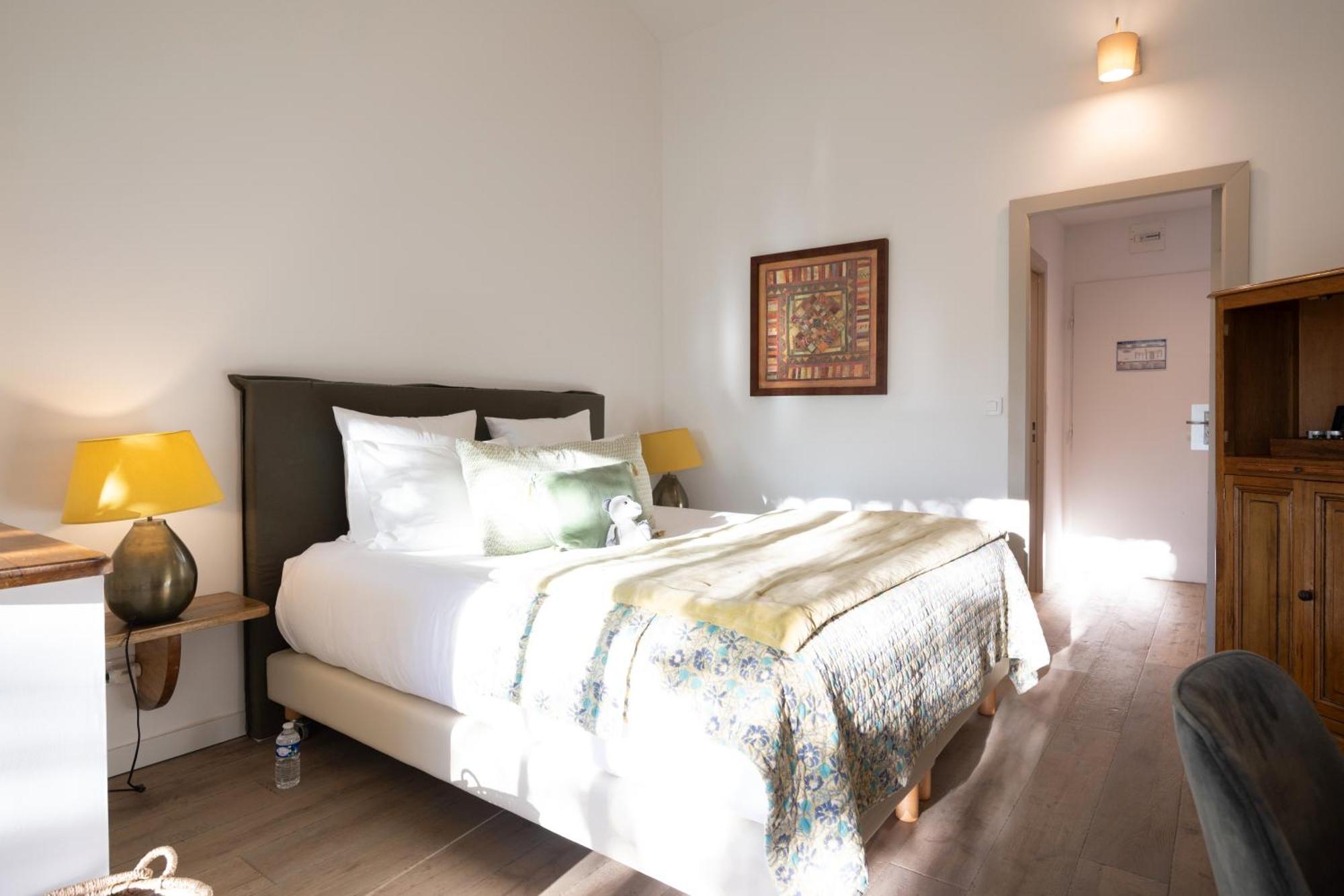 Hotel Font Mourier Cogolin Bagian luar foto
